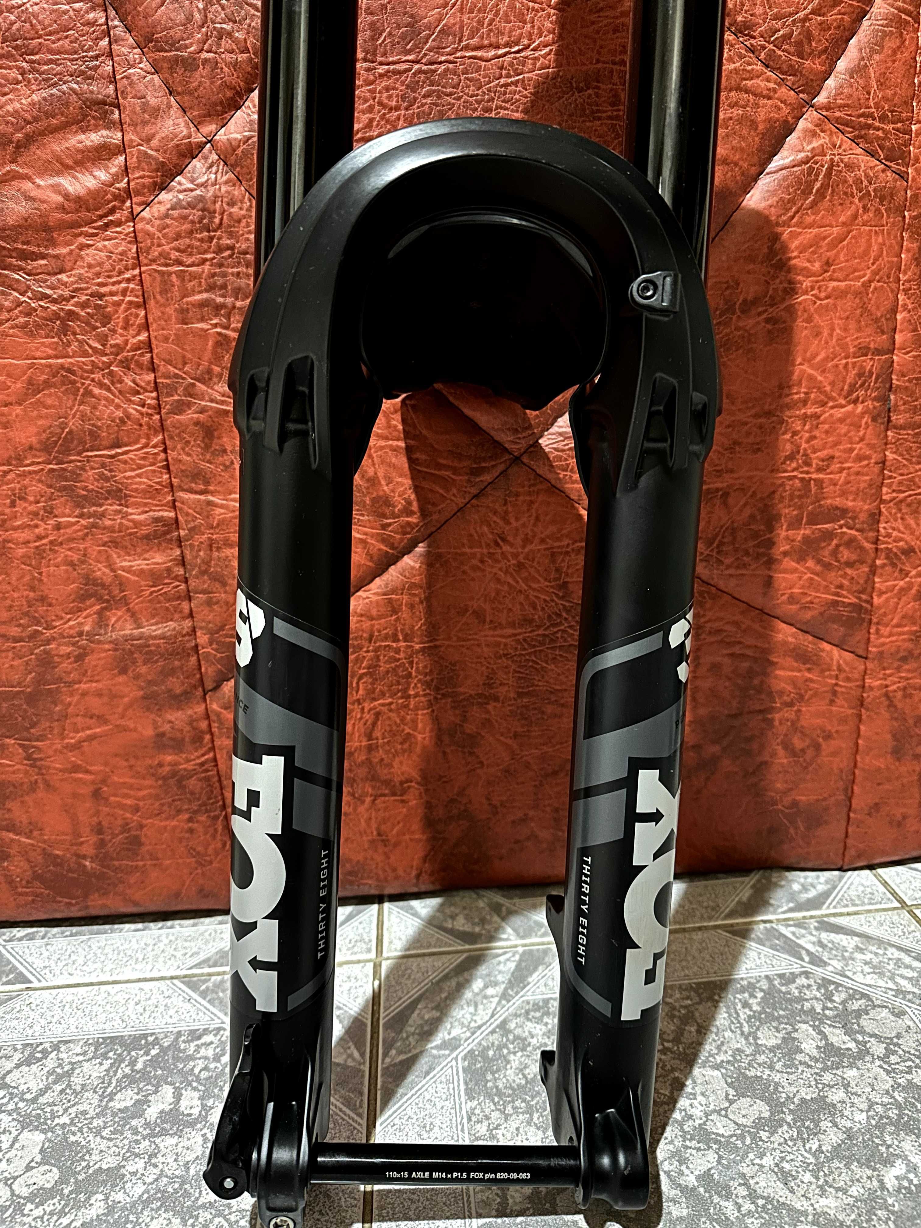 Fox 38 Performance Grip 27.5 + 650b