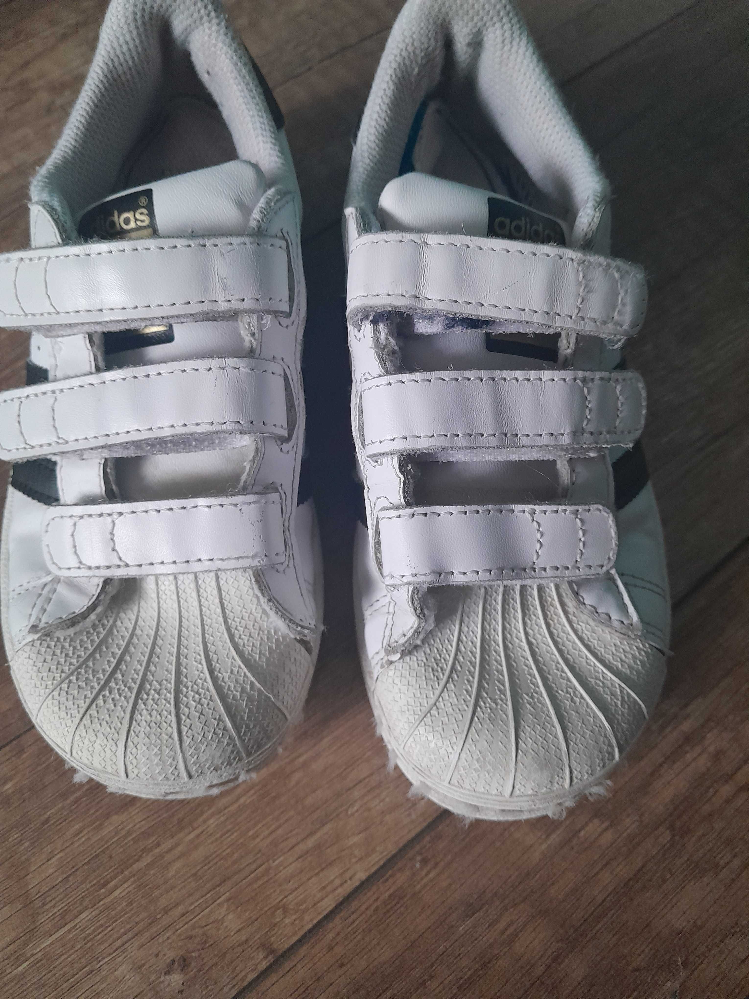 Buty adidas.R.30