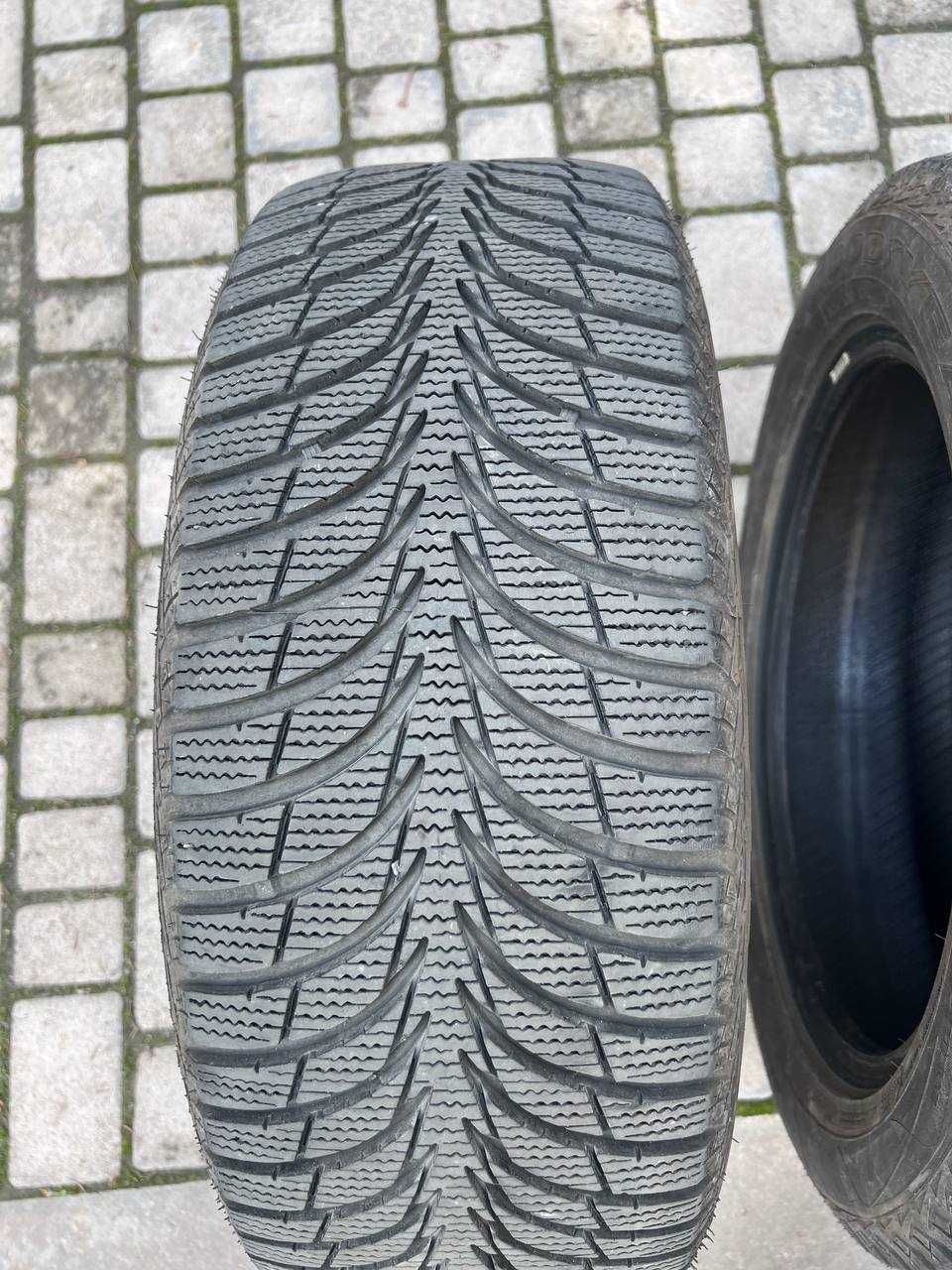 Зимова резина GoodYear Ultra Grip Ice Plus 215/55 R17 бу