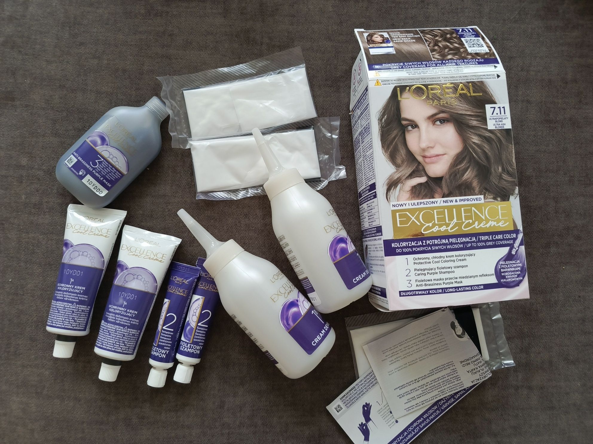 L'Oreal Excellence Farba do Włosów 7.11 Ultrapopielaty blond popielaty