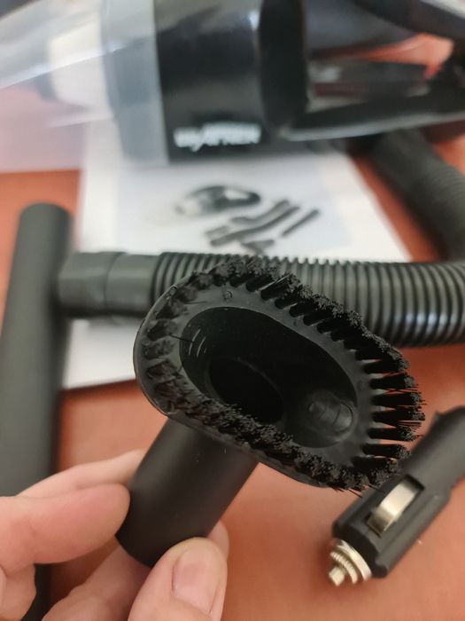 Odkurzacz samochodowy Grafner 100W