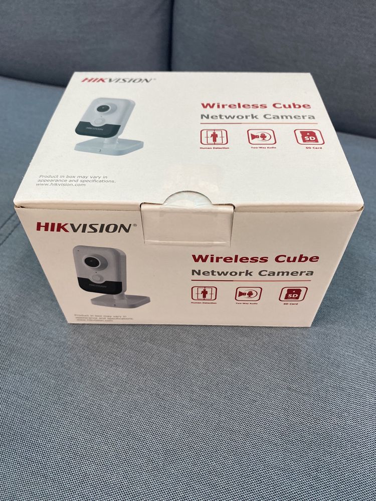 4МП Wi-Fi IP камера Hikvision DS-2CD2443G2-IW(W) (2.8 мм)
