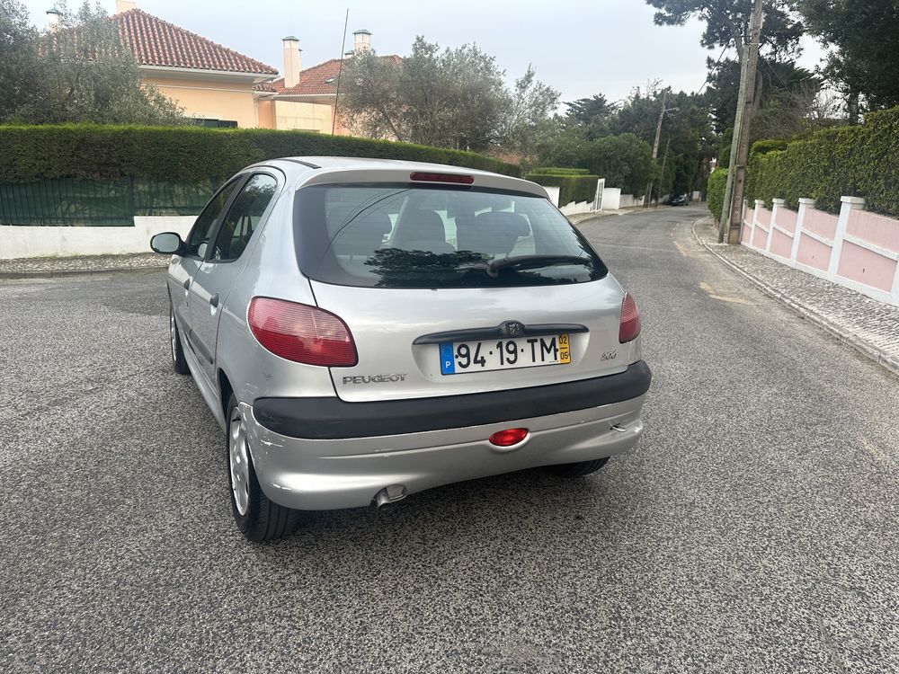 PEUGEOT 206 1.1 GASOLINA 112.000 KMS ANO 2002 NACIONAL