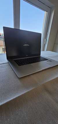 Laptop huawei matebook D15