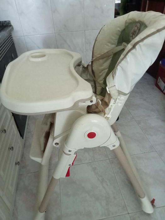 Cadeira de refeição