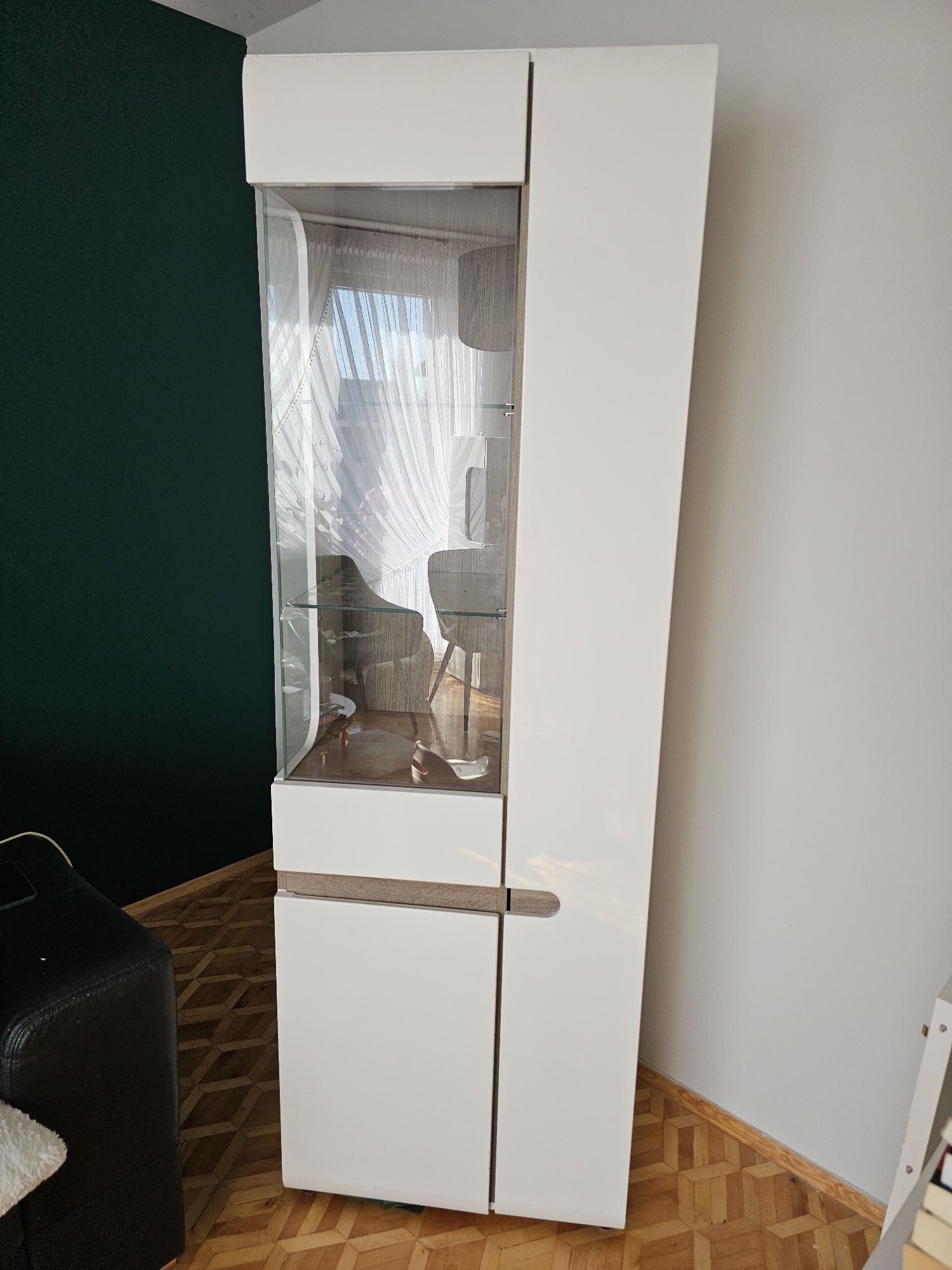 Meble do salonu, młodziezowe białe