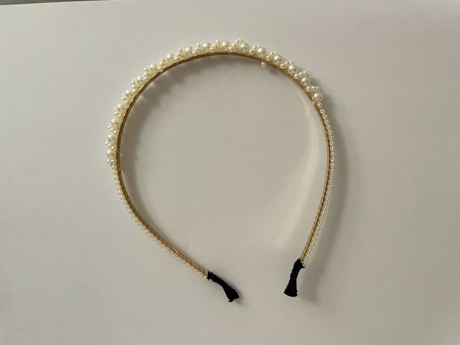 Opaska na włosy z perełkami