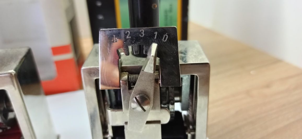 Numerator automatyczny Reiner B2 4,5mm/3,5mm