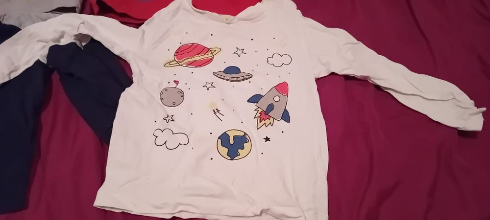 Lote roupa bebé/criança tamanho 2/3/4 anos (11 peças)