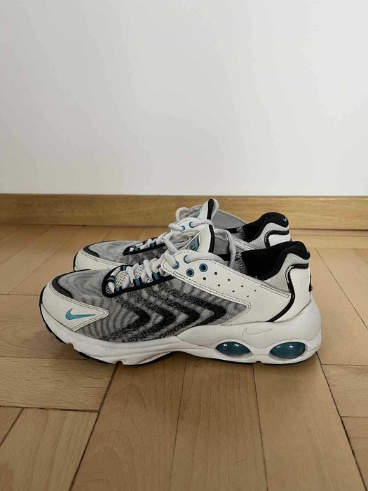Sneakersy Nike 38.5