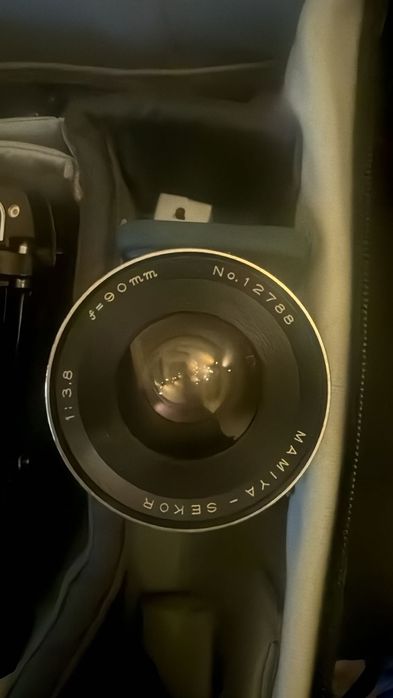 Mamiya RB67 + Lentes Sekor 65mm f/4.5 + Sekor 90mm f/3.8