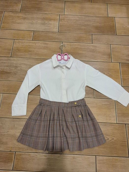 Sukienka dziewczęca Zara rozm.134