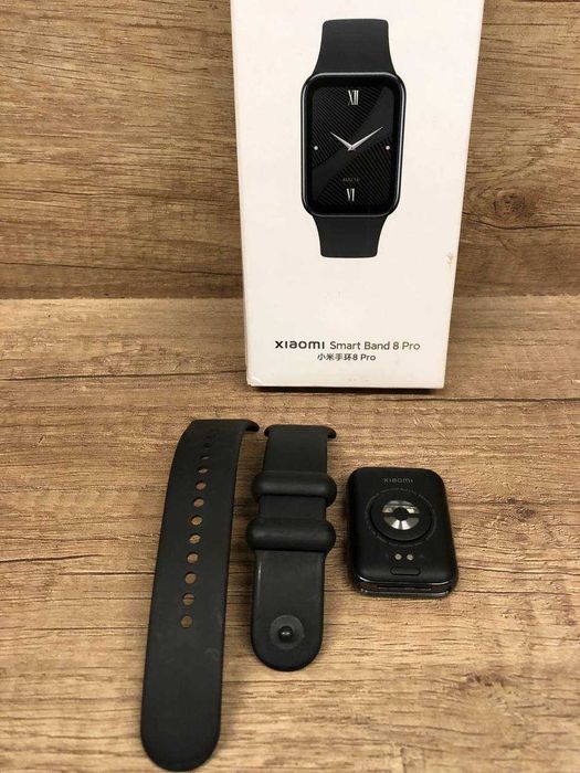 Годинник фітнес браслет Xiaomi Smart Band 8 Pro чорний