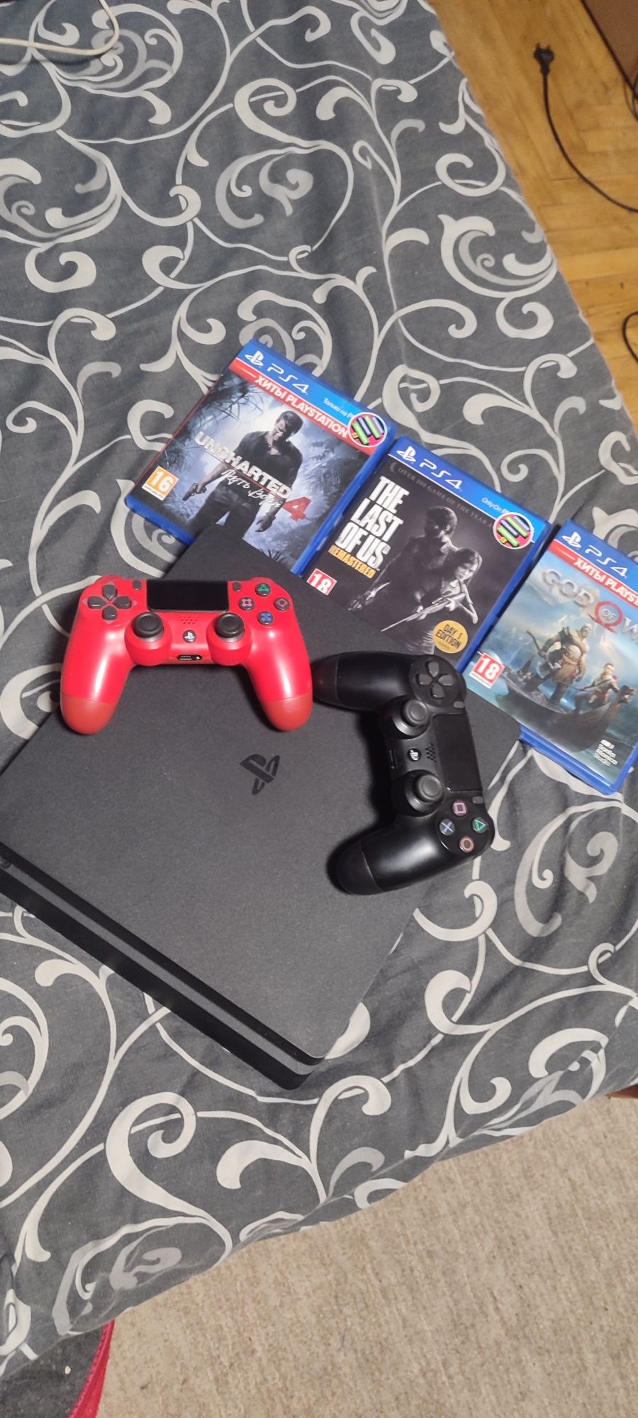 Playstation 4 slim 1t