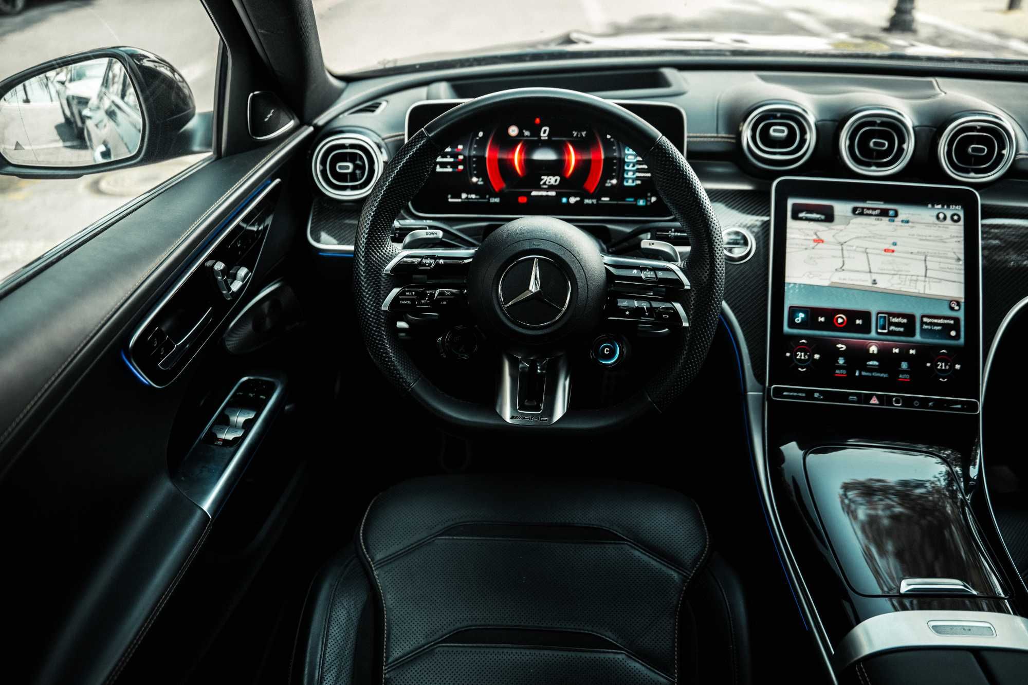 Wynajem Mercedes C43 AMG ( WYNAJEM BEZ KAUCJI )