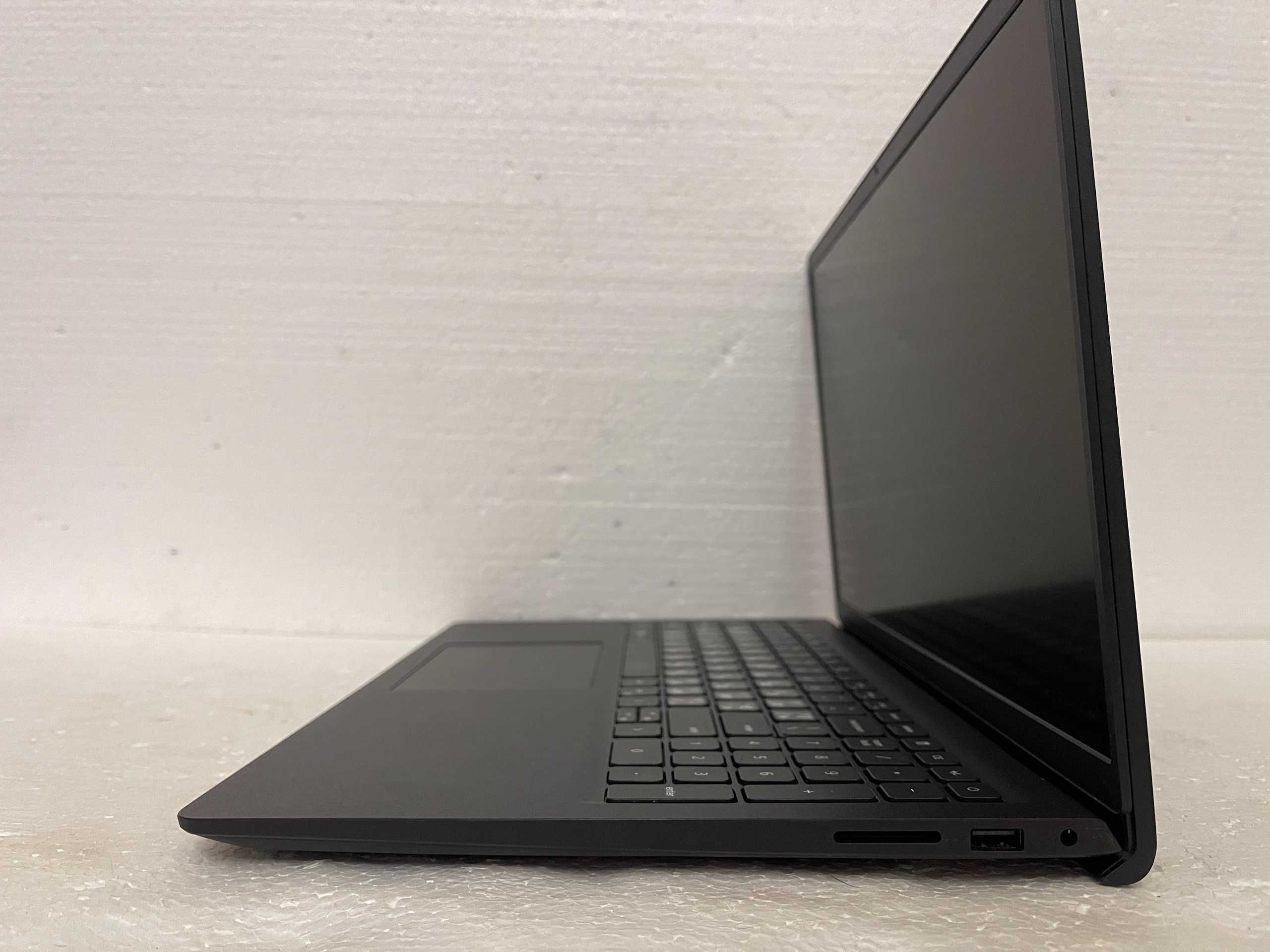 Игровой СВЕЖАК 2024!!  DELL 3511 + (Core i5 11" го покол.) + 16 RAM!!