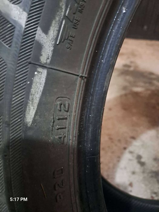 sprzedam opony Bridgestone Blizzak 225/50R17 zimowe