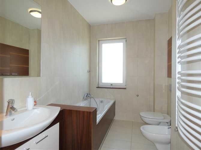 Przestronne 4 pokoje 142 m² przy ul. Gwiazdowej 14, spokojna okolica