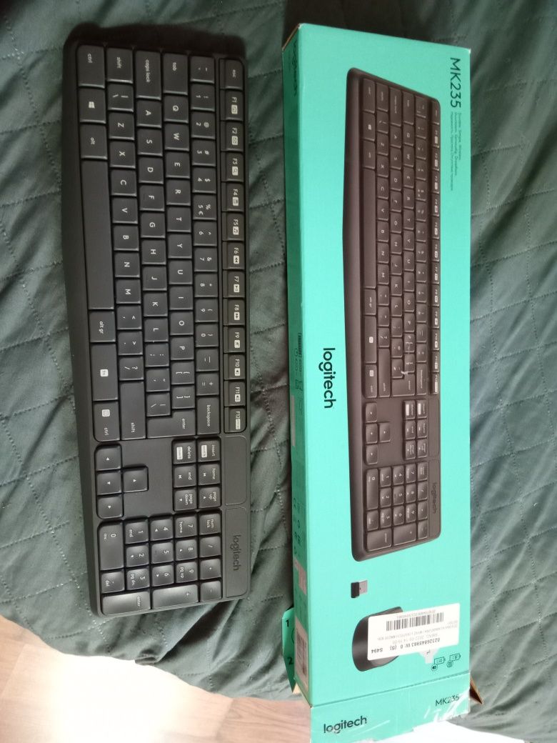 Klawiatura bezprzewodowa z myszką Logitech MK235