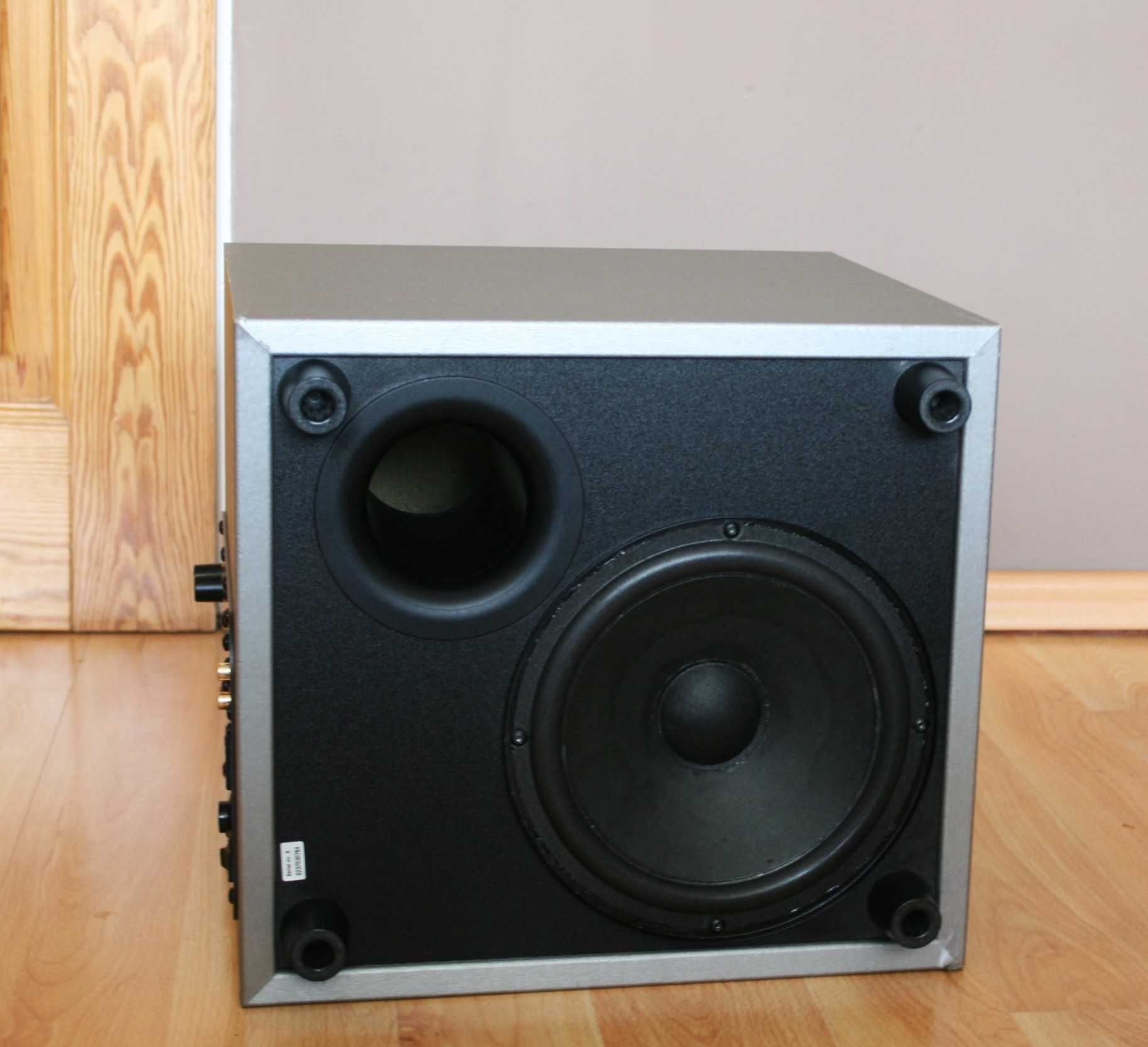 Subwoofer aktywny Jamo sub subufer głośnik basowy