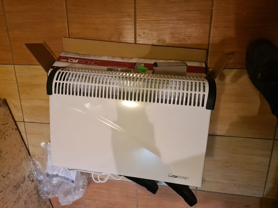 Grzejnik elektryczny 230 volt nowy