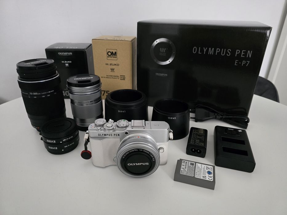 Olympus Pen E-P7 bialy + 3 obiektywy M.Zuiko + akcesoria, stan idealny