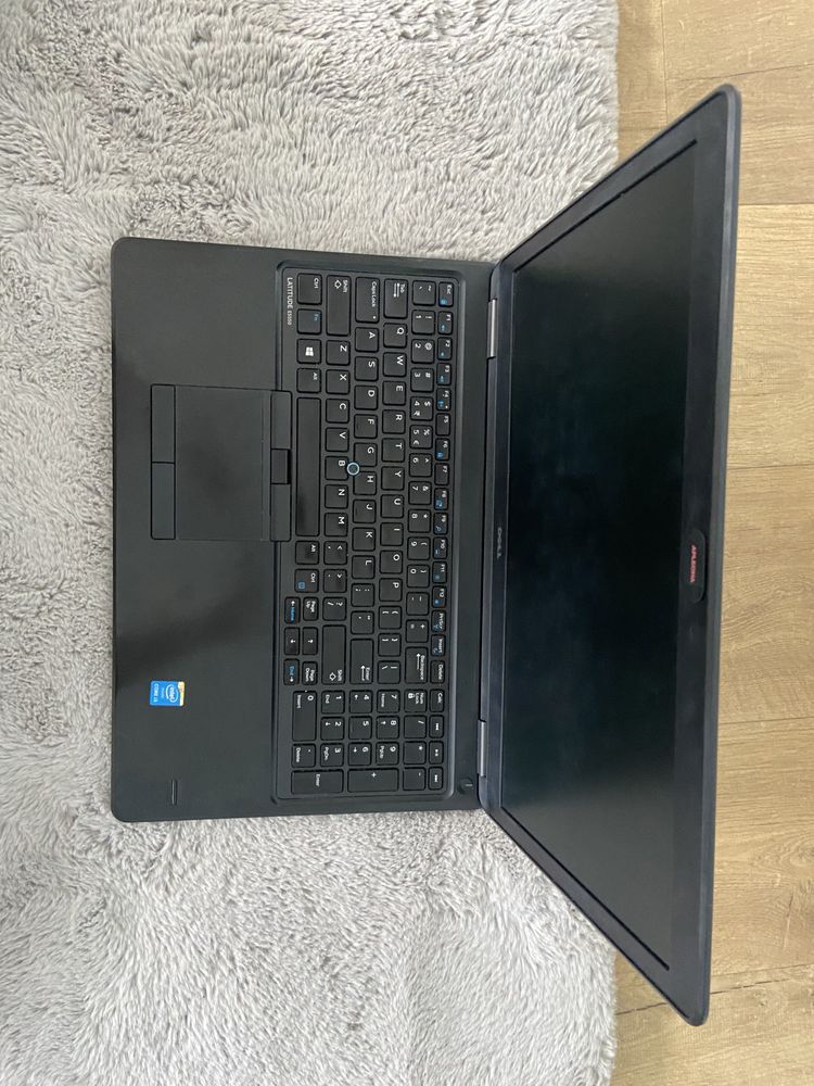 Laptop Dell Latitude E5550 Procesor i3