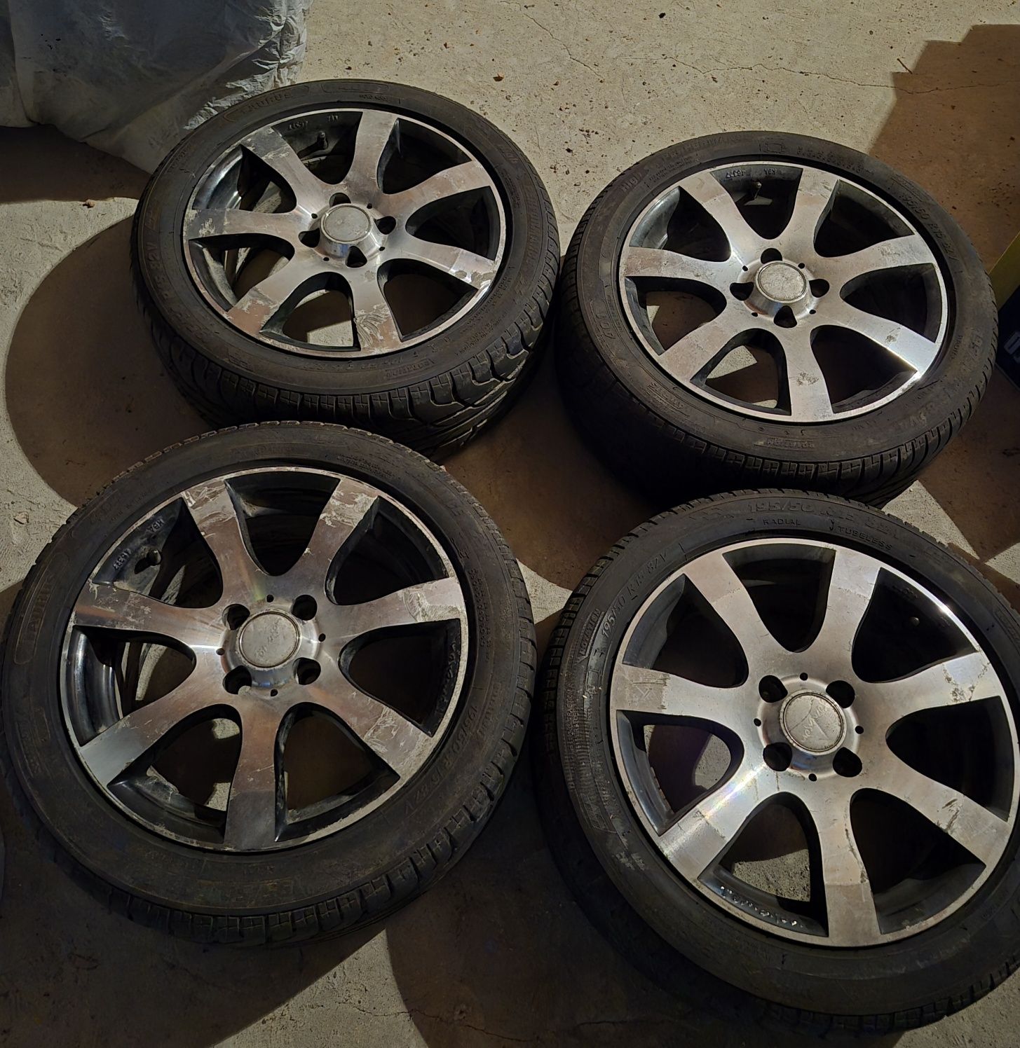 Диски з шинами 195/50 R15