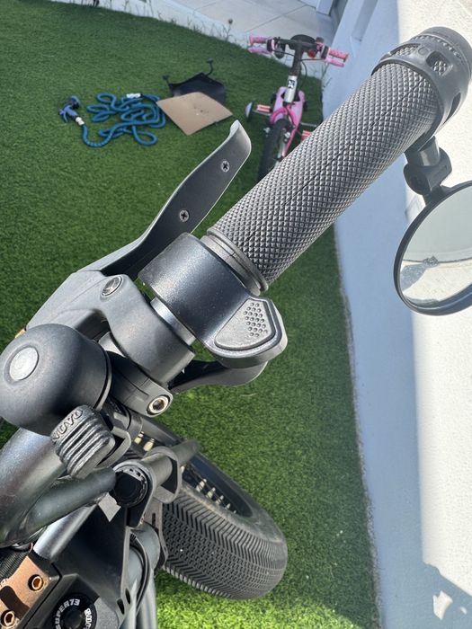 Bicicleta / mota eltrica Super 73 com acelerador