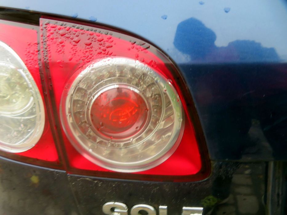 LAMPA TYLNA LEWA KLAPY BAGAŻNIKA GOLF V PLUS 5M0  VOLKSWAGEN 2005-2009