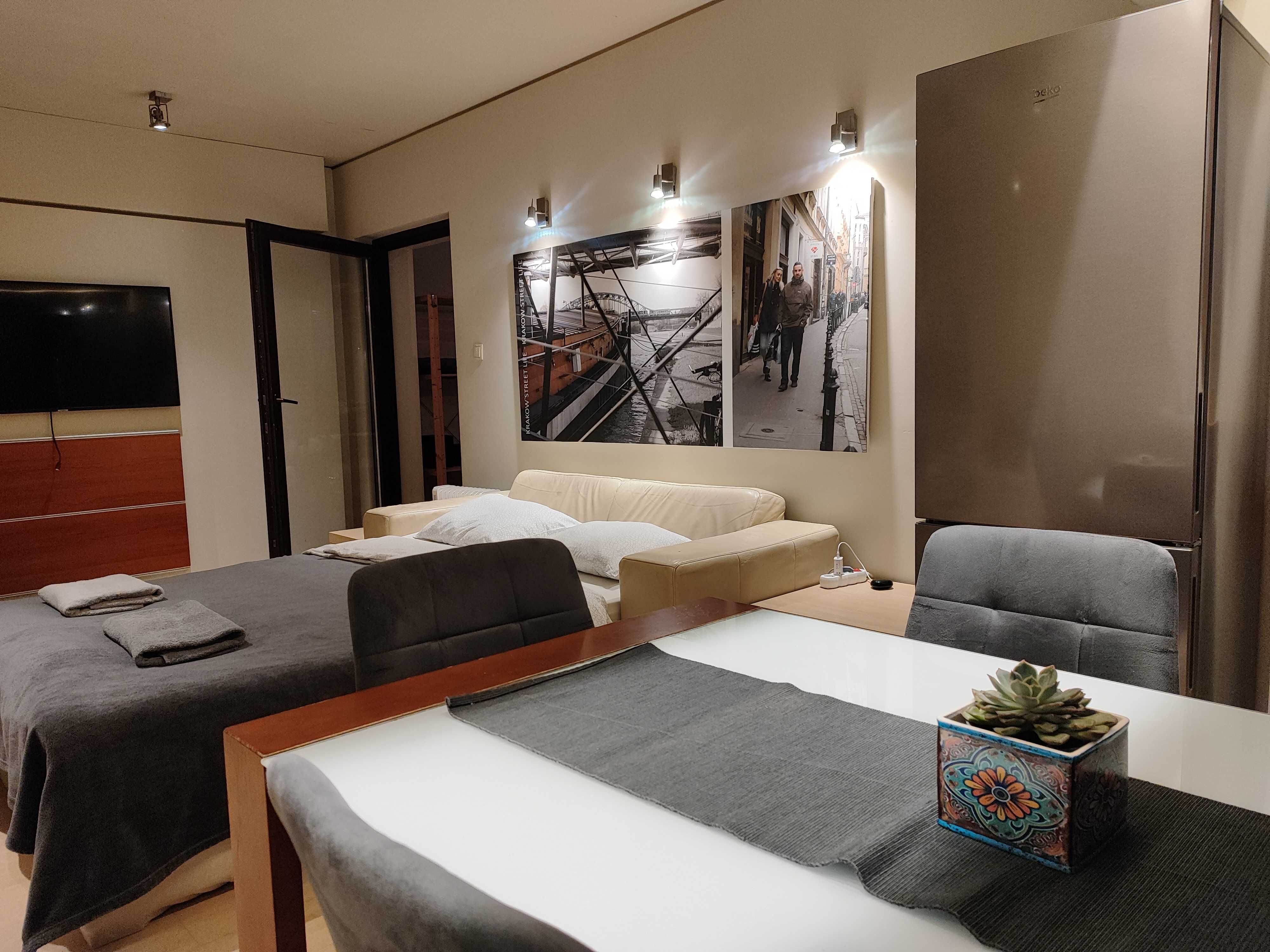 Apartament do 20 osób z OGRODEM centrum Krakowa! Bezpłatny PARKING