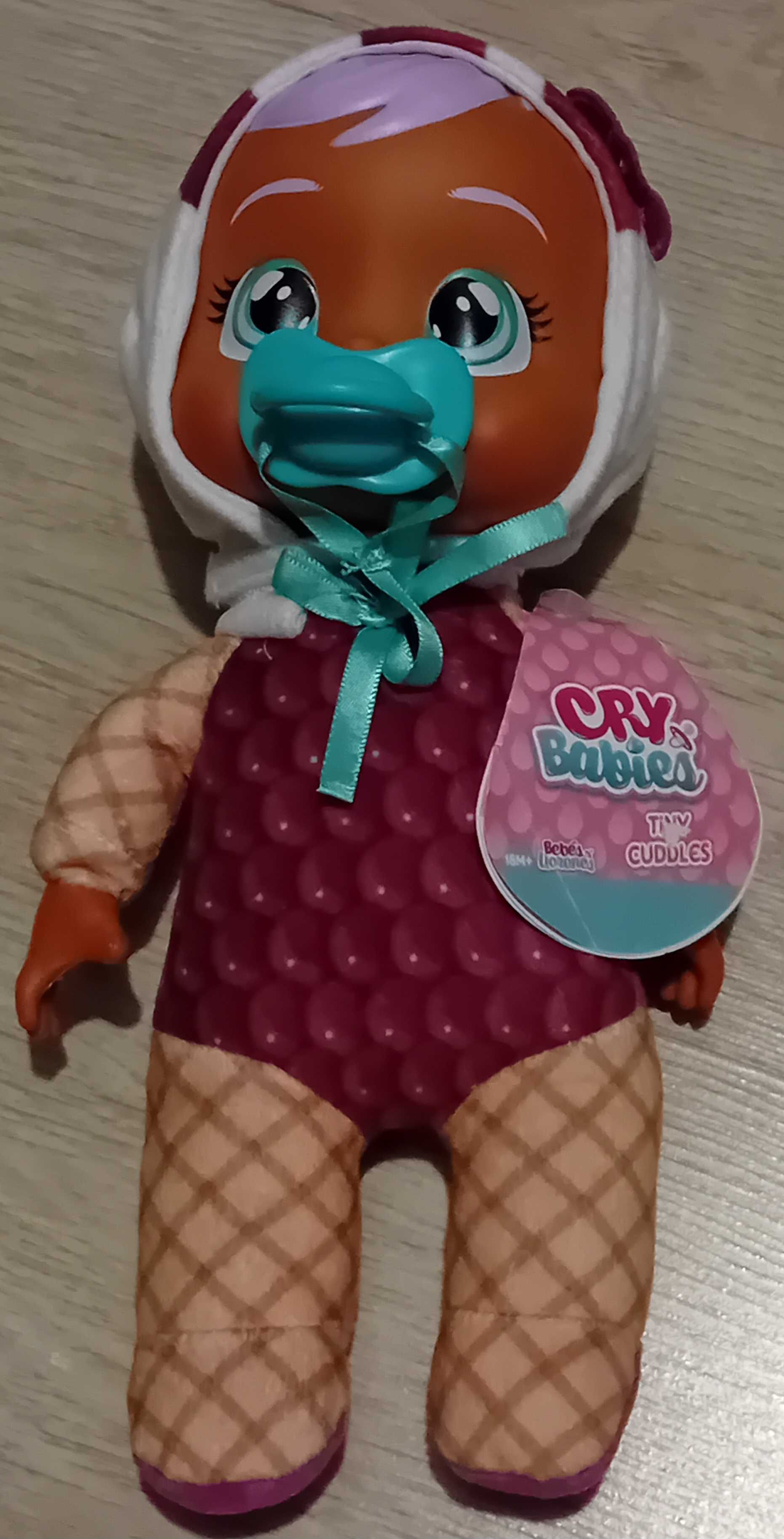 Cry Babies Tiny Cuddles - lala duża, płaczącą łzami, Jagódka/18M+