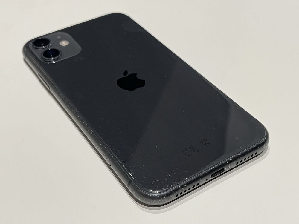 iPhone 11 64GB czarny