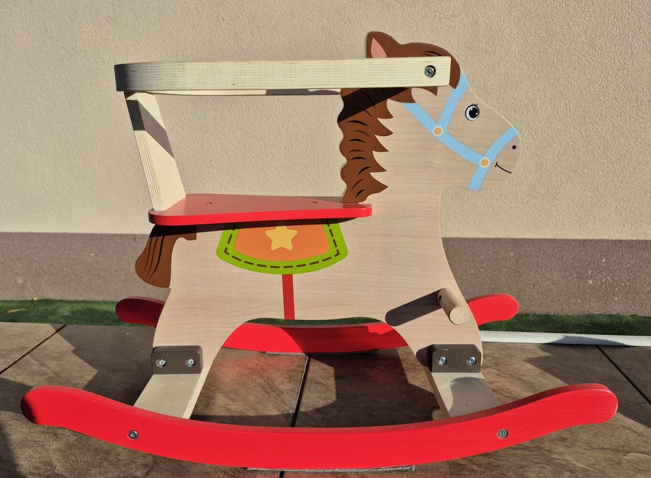 Konik na biegunach, drewniany