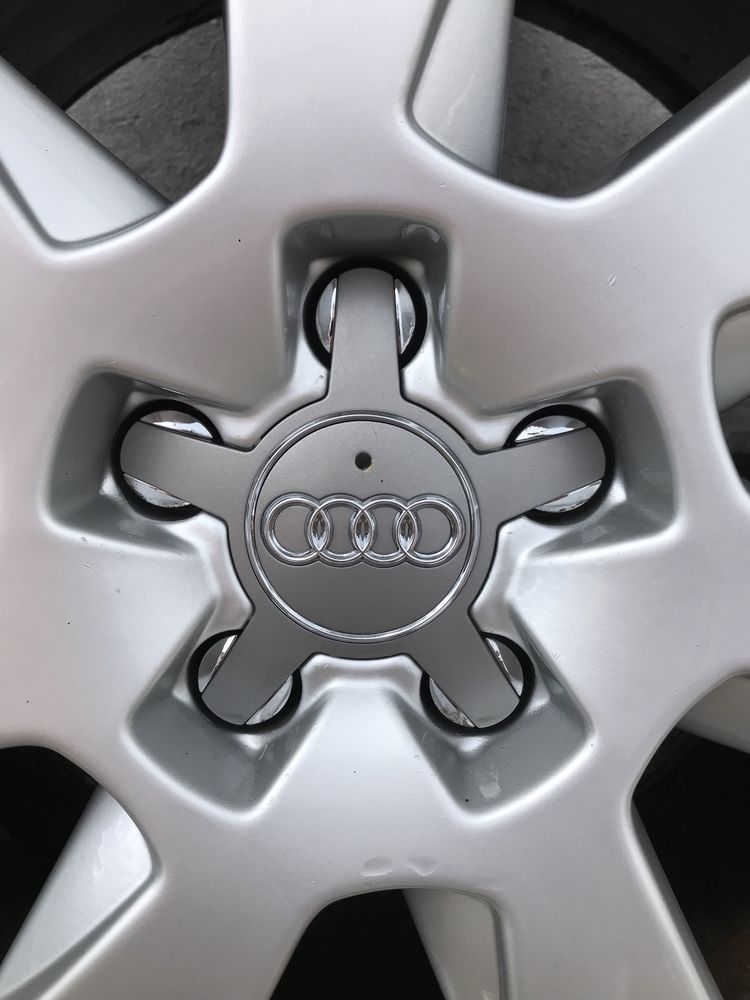 Jantes Audi em 17 5x112 originais com centros
