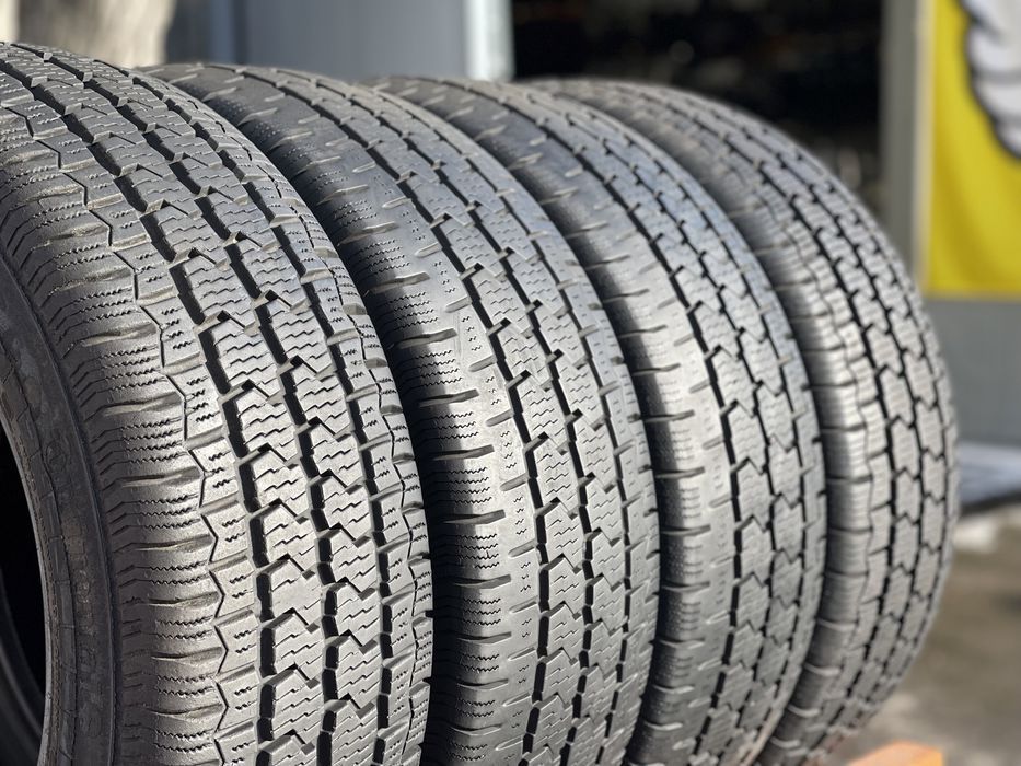 Шины всесезонные  4шт 225/65 R16C Continental VankoFourSeason 2