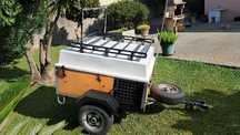 Atrelado para transporte de cães (caça)