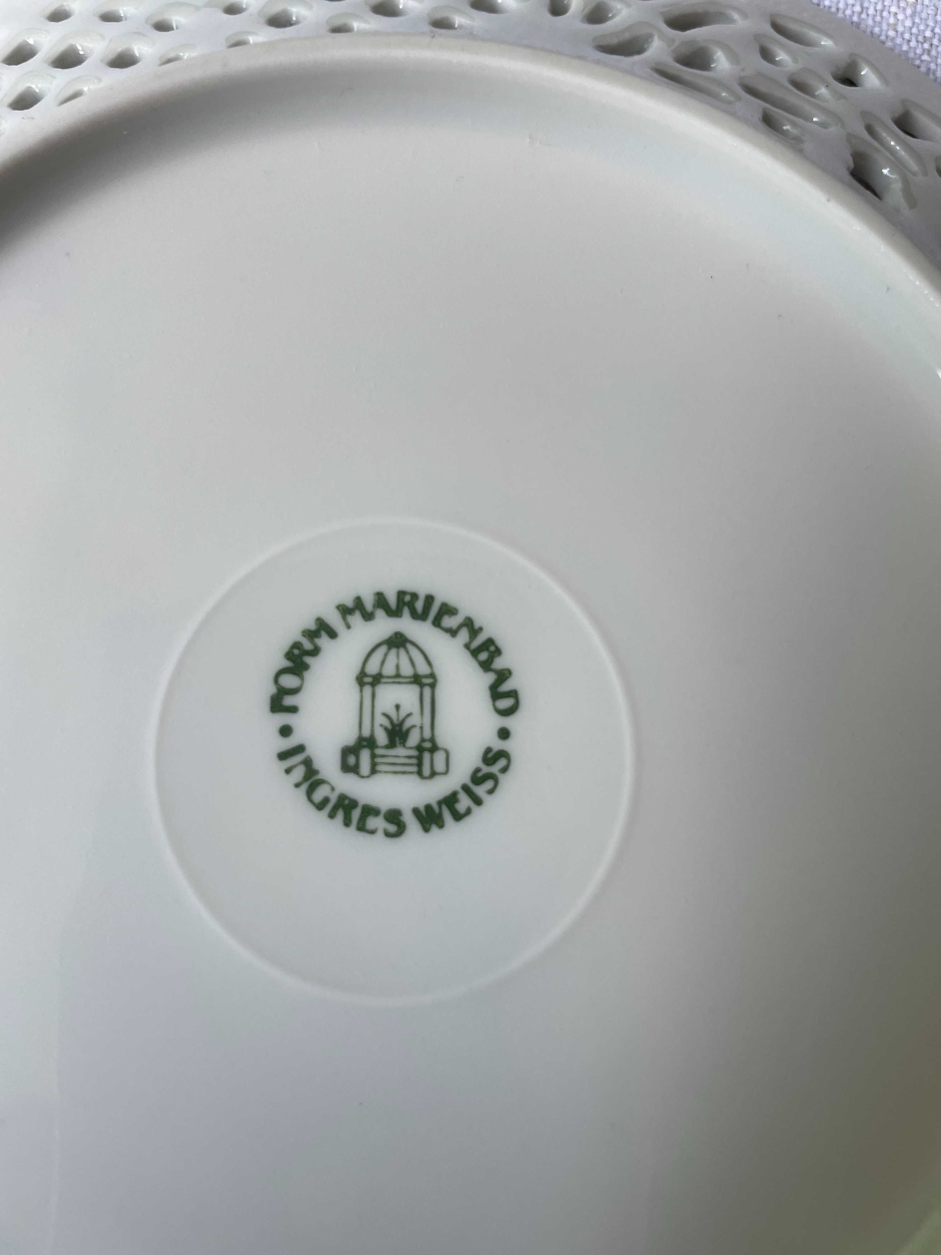 Talerzyki  porcelanowe koronka