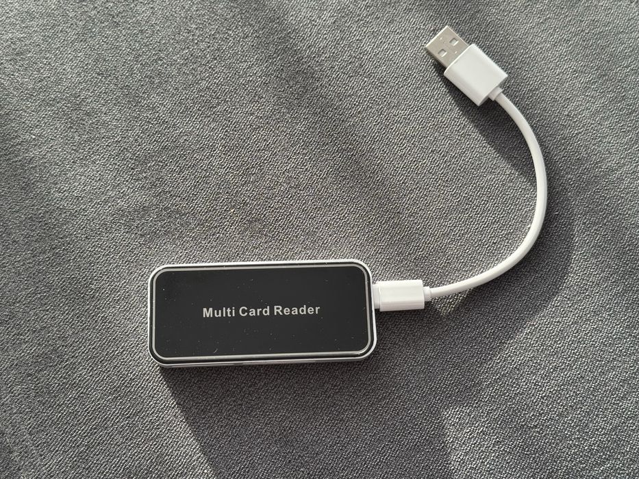 Czytnik kart SD microSD