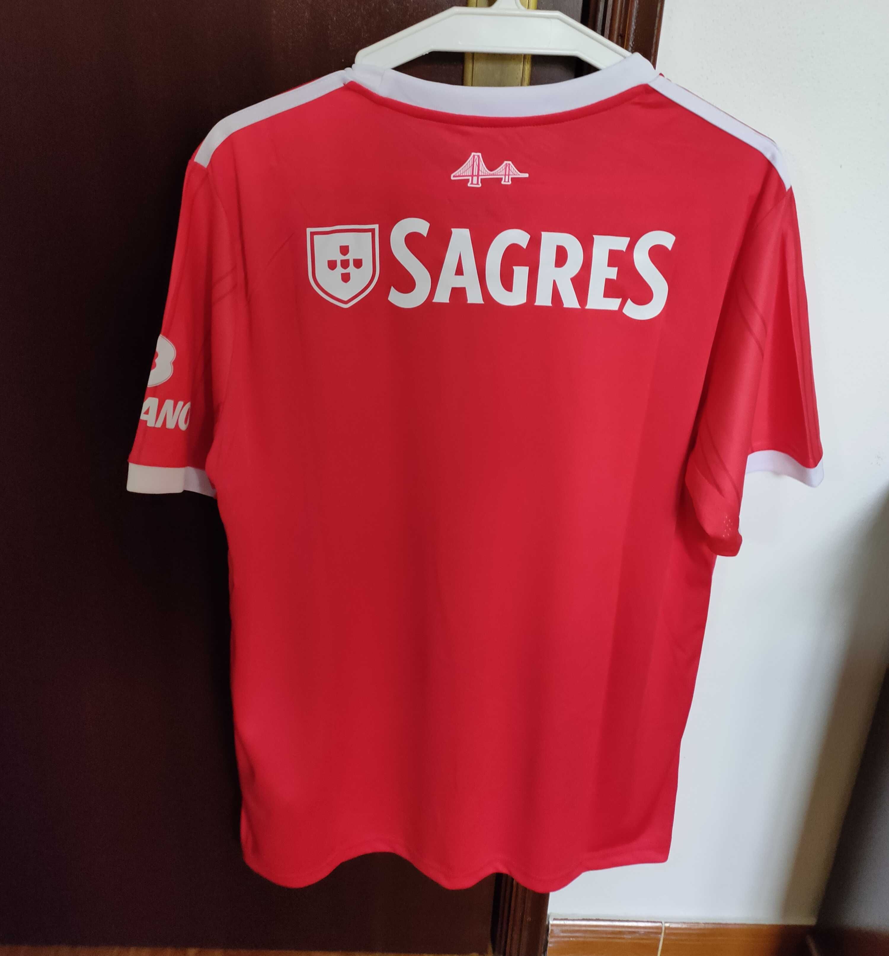 Camisola oficial do Benfica nova com etiqueta