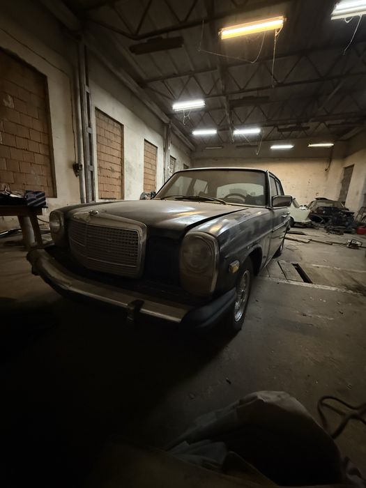 OkazjaMercedes w114 280 jeździ bez rdzy  !