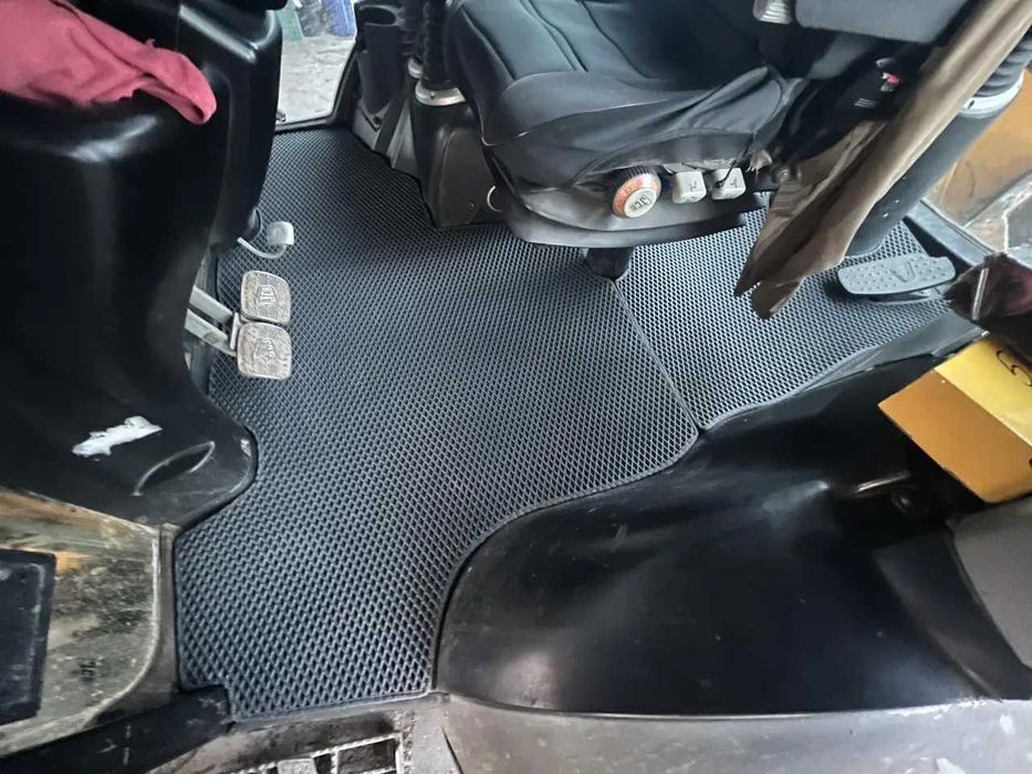 Килимки коврики в салон EVA для Трактор Екскаватор JSB погружчик