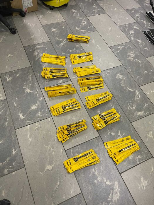 Karton wierteł DEWALT DT5056-QZ Extreme 2 do metalu DN10 123szt.