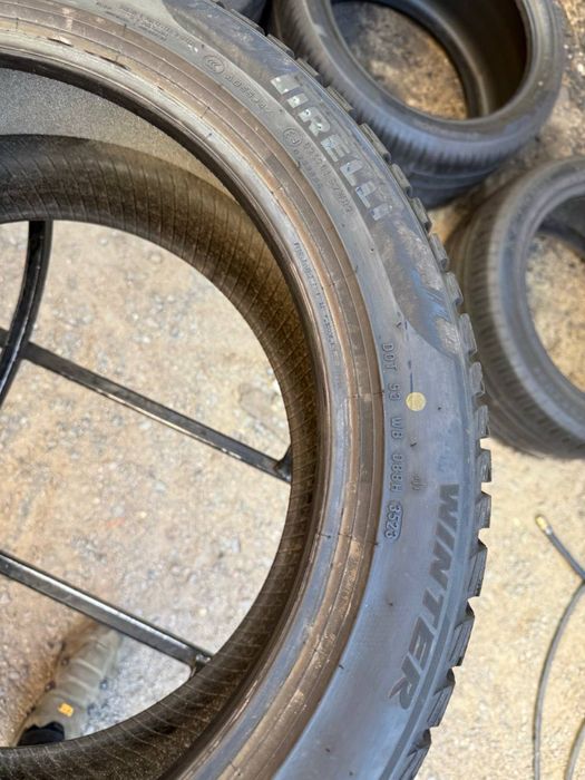 Шины БУ 235 45 R 18 Pirelli SOTOZERO 3 шумка Зимний комплект