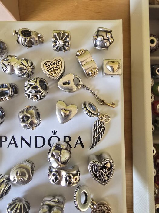 Pandora oyginalny charms z 14k złotem