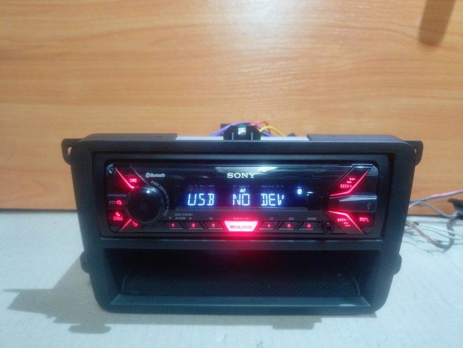 Автомагнітола SONY DSX-A400BT Bluetooth, USB, AUX