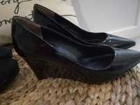 Sapatos cunha pretos senhora, n. 35 Novos!