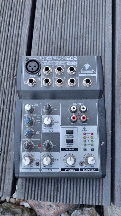 Behringer Xenyx502 mikser