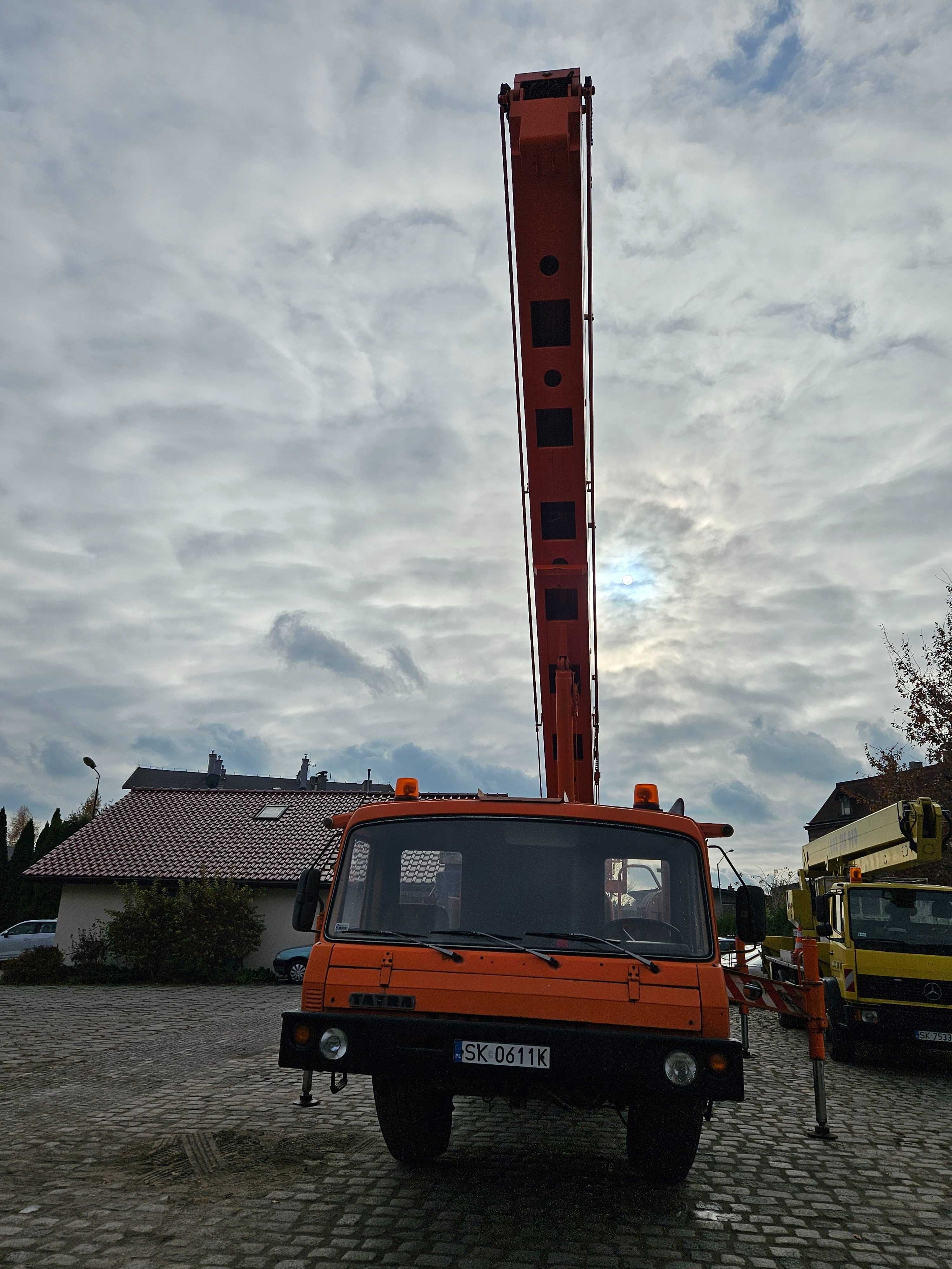 Sprzedam Podnośnik koszowy Tatra 27m