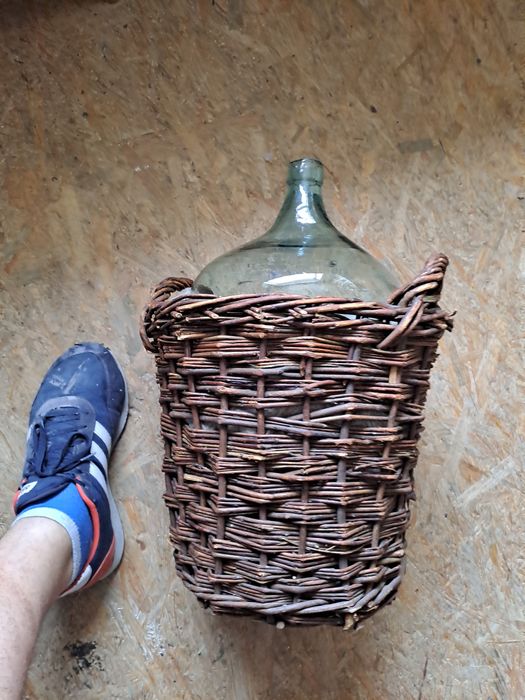 NOWY gąsior na wino wiklinowy kosz 12l